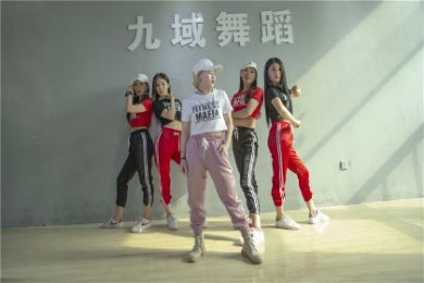 扬州爵士舞培训，扬州成人舞蹈培训
